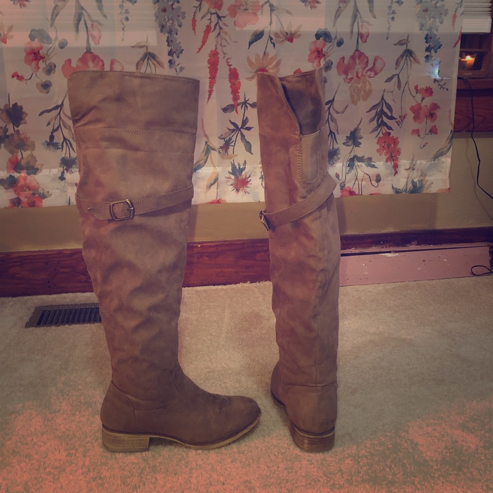 Tall light brown boots